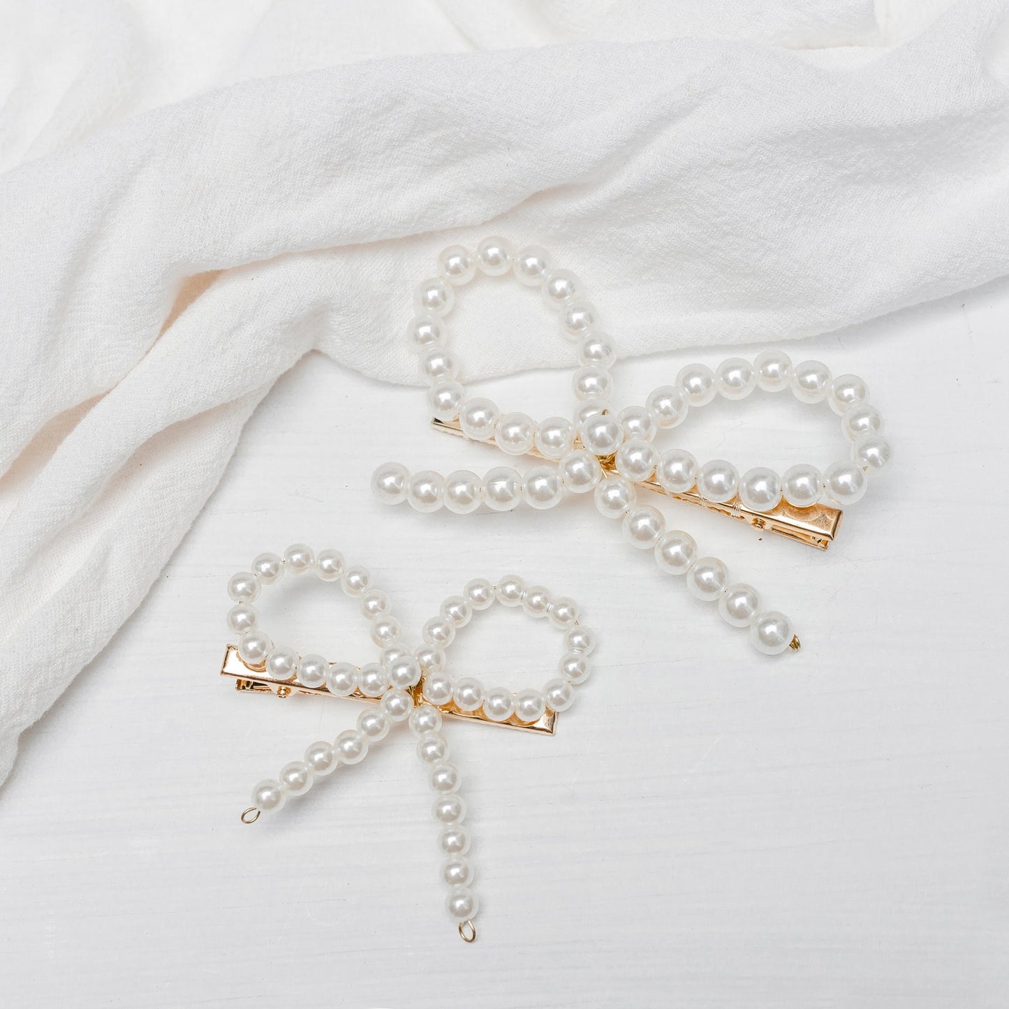 Catalina Bow Hair Clip - Pearl