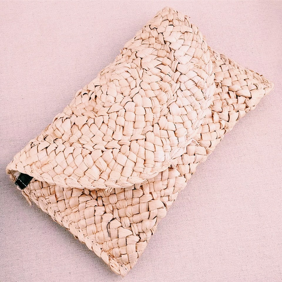 Jamila straw clutch bag